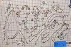 697⭐︎バラしてハンドメイド素材におすすめ淡水パールのアクセサリー 