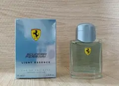 Ferrari Light Essence 75ml 香水のサムネイル