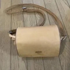 BREE 筒型ショルダーバッグ ヌメ革 Nature RISHA1のサムネイル