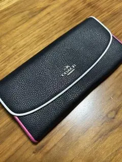 COACH ブラック/ピンク 二つ折り財布