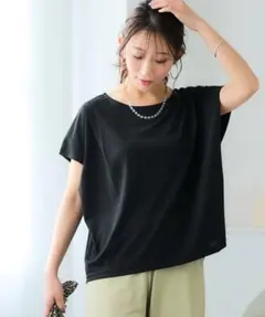 肩タックシルキーカットソー トップス　ブラック Sサイズのサムネイル