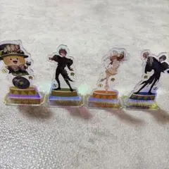 カラフルピーチ　アクリルスタンド