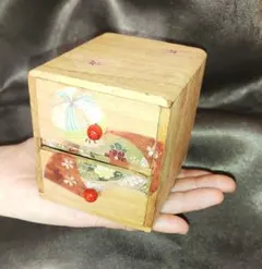 【アンティーク】手のひらサイズの和風柄 引き出し 小物入れ