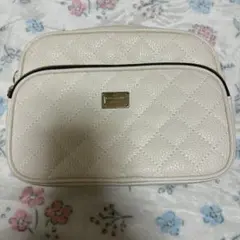 ショルダーバッグ　白