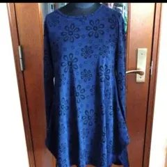 花柄チュニック ★長袖トップス ★ネイビー ★M-Lサイズ