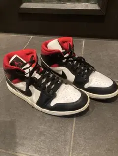 Nike Air Jordan 1 mid ジョーダン1 mid