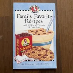 洋書　レシピ本　Family Favorite Recipes