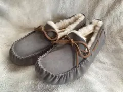 2026年最新】ugg モカシンの人気アイテム - メルカリ