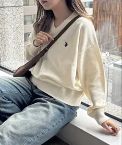 ★新品タグ付き★CPCM Vネックスウェットライクニット　☆アイボリー☆