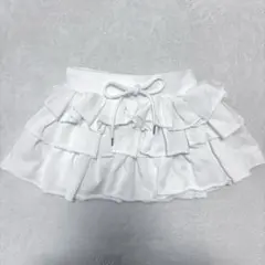 SPINNS ホワイト フリルティアードミニスカート