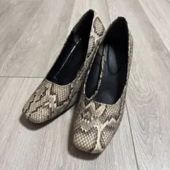 Re:EDITパイソン柄パンプスのサムネイル