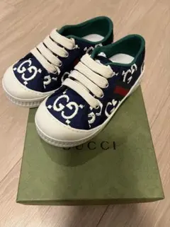 GUCCI キッズ スニーカー GGロゴ ネイビー サイズ23 - メルカリ