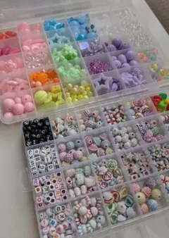 カラフルビーズ、アクセサリーパーツセット 【歳末セール中!!】