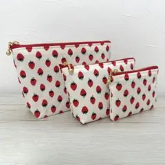 いちご柄　３点セット　ポーチ　ハンドメイド
