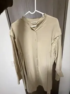 COCODEAL ベージュ 長袖シャツ Mサイズ