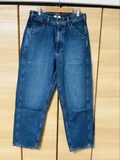 UNIQLO U ワイドフィットテーパードジーンズ