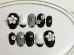 パール花 白黒 ネイルチップ 現品