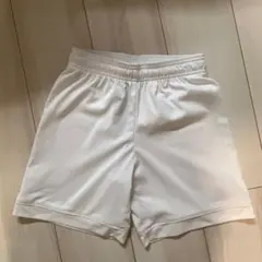 adidas ホワイトショートパンツ 150