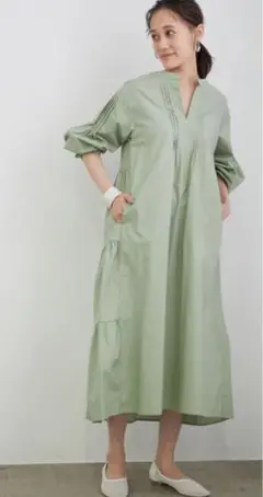 【新品未使用タグ付】VIS バックティアードワンピース ライトグリーン