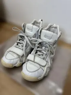 Item thumbnail for item 00d670dc-5ec0-4720-9427-a3c6a95bfb97