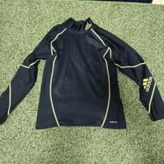 adidas climalite サッカー　ハイネックインナーシャツ140