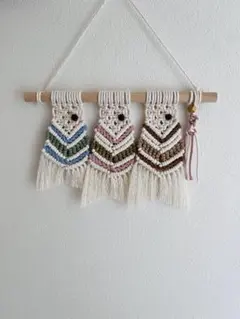 Item thumbnail for item 25541c9d-84b8-4208-a81f-86b64713bf86