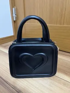 ハート型 ブラック ショルダーバッグ
