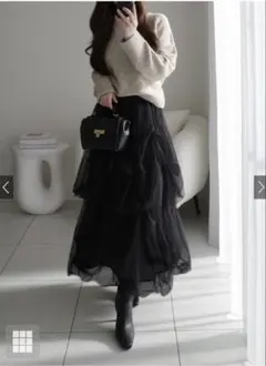 ボリュームチュールフレアロングスカート　ブラック