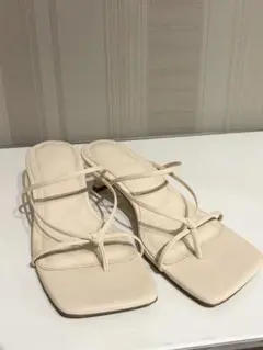 MEDI ENAMEL STRAP THONG SANDALS /Mサイズのサムネイル