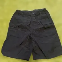UNIQLO ブラックショートパンツ 160
