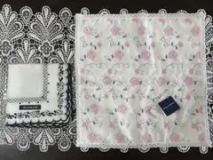 INTERMODE、MARIO VALENTINO 刺繍入りハンカチ 2枚セット