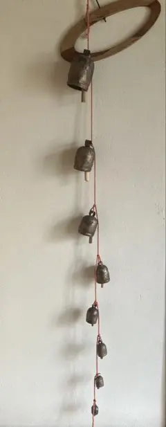 インド　真鍮と木のベル　鈴　大小8個セット　chahat