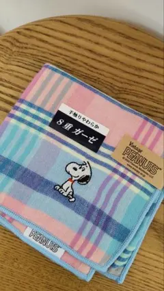 新品／PEANUTS スヌーピー 8重ガーゼタオルハンカチ