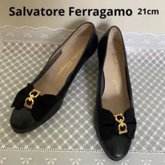 【美品】サルヴァトーレフェラガモ　ガンチーニリボン　21cm ネイビー