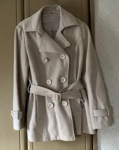 ウールのダブルブレストピーコート