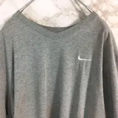 ナイキ　ワンポイント刺繍　スウォッシュロゴ　ビッグサイズＴシャツ　グレー　ＸＬ☆