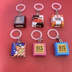 チロルチョコめじるしアクセサリー　カプセルトイ6種コンプ品【開封美品】②