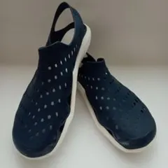 クロックス CROCS スウィフトウォーターウェーブ サンダル　ネイビーM8