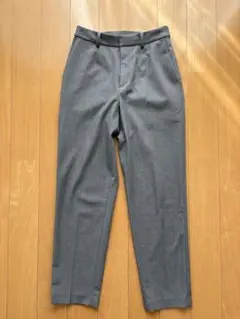 【UNIQLO（ユニクロ）】スマートアンクルパンツ　グレー　S