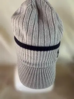 Under Armour ニット帽 グレー つば付き これからの季節に◎
