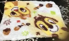 ディズニー　ハンドタオル