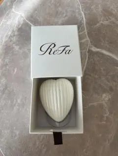 ReFa HEART BRUSH RAY　リファハートブラシレイギフトBOX付き