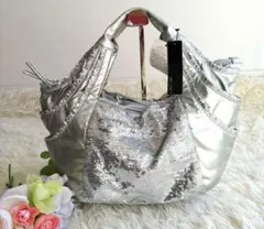 新品タグ付☆スペッチオ　スパンコール　フェイクレザートートバッグ　シルバー