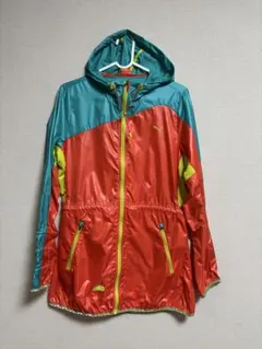 PUMAフード付きウィンドブレーカーレディースMサイズランニングウォーキング