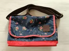 hushushハッシュアッシュ　ネイビー サクランボ柄ショルダーバックのサムネイル