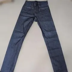 UNIQLOJEANS ダークブルー スリムストレートデニム 28インチ