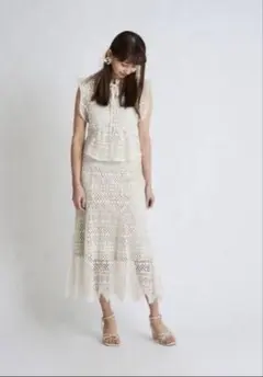 SNIDEL レースボウタイブラウス ヘムフレアレーススカート　セットアップ