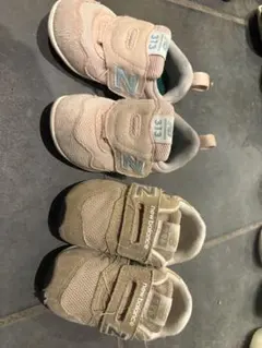 New Balance 313 ピンク　996 ベージュ　2足セット
