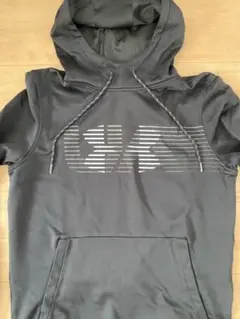 Under Armour ブラック パーカー M