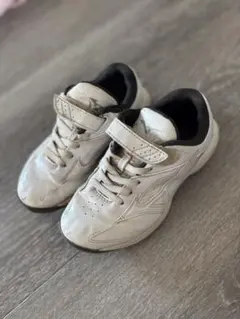 Mizuno アップシューズ　19cm ホワイト